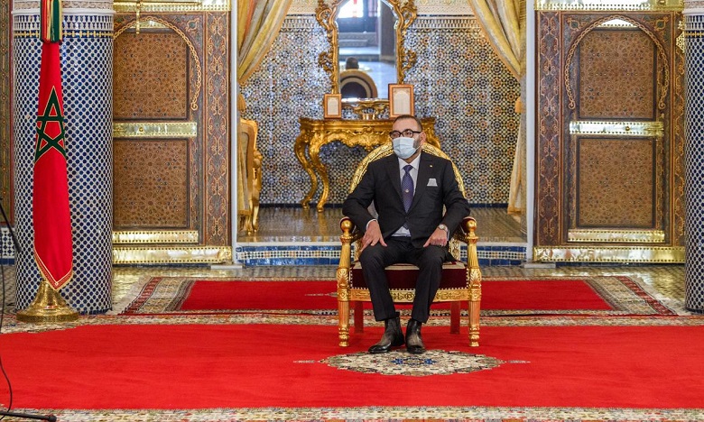 Sa Majesté le Roi Mohammed VI reçoit, au Palais Royal de Fès, M. Abdellatif Jouahri, Wali Bank Al-Maghrib